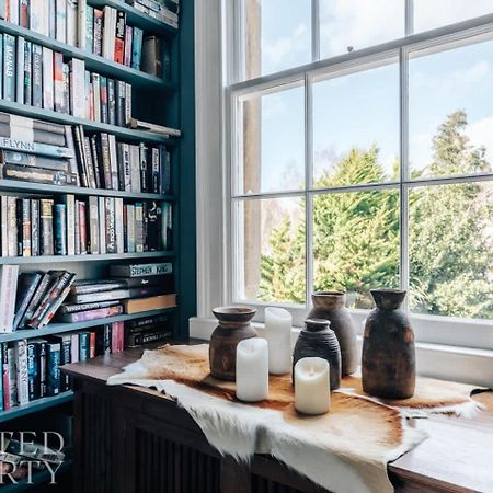 Central Townhouse With Garden & Free Parking Bath Exterior photo
